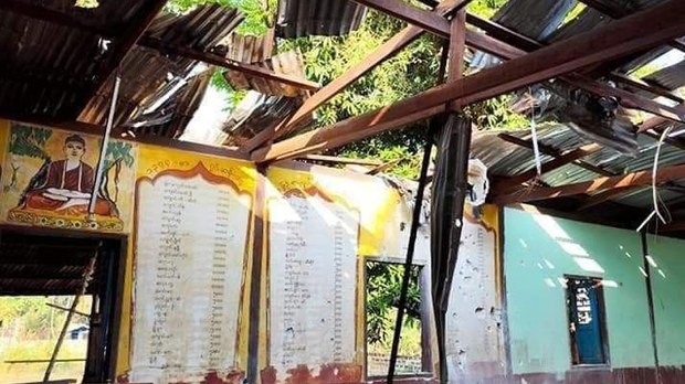 ဆီဆိုင်မြို့အနီး ဘုန်းကြီးကျောင်း လက်နက်ကြီးထိမှန် ဆီဆိုင်မြို့အနီး ဘုန်းကြီးကျောင်း လက်နက်ကြီးထိမှန်
