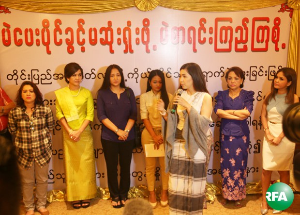 celebraties-election-campaign-620.jpg celebraties-election-campaign-620.jpg