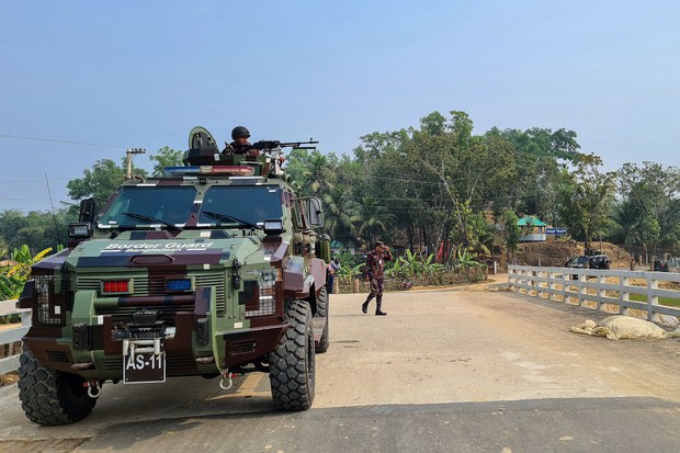 နယ်ခြားစောင့်ရဲတပ်ဖွဲ့ဝင် ၈၈ ဦး ဘင်္ဂလားဒေ့ရှ်နိုင်ငံထဲ ထပ်မံဝင်ရောက်ခိုလှုံ နယ်ခြားစောင့်ရဲတပ်ဖွဲ့ဝင် ၈၈ ဦး ဘင်္ဂလားဒေ့ရှ်နိုင်ငံထဲ ထပ်မံဝင်ရောက်ခိုလှုံ