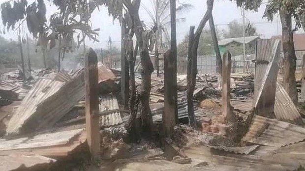 နန့်ယားတိုက်ပွဲအတွင်း လက်နက်ကြီးကြောင့် ဒေသခံနေအိမ် သုံးဆယ်ကျော် ပျက်စီးခဲ့ နန့်ယားတိုက်ပွဲအတွင်း လက်နက်ကြီးကြောင့် ဒေသခံနေအိမ် သုံးဆယ်ကျော် ပျက်စီးခဲ့