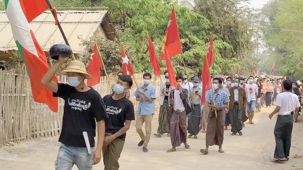 ရေစကြိုက NLD အမာခံအိမ် ပါဆယ်ဗုံးနဲ့ပစ်ခံရလို့ လေးဦး သေဆုံး
