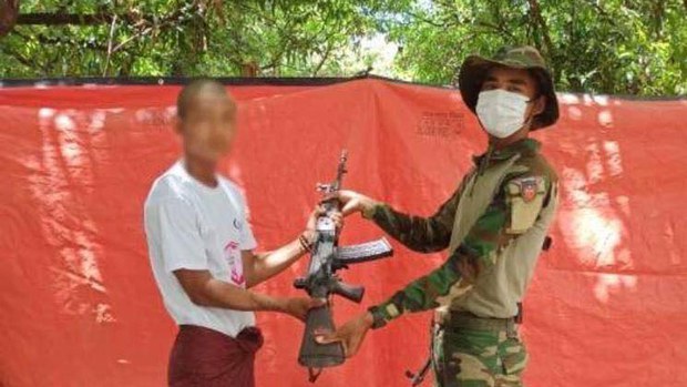 ဇူလိုင်လအတွင်း စစ်ကောင်စီတပ်ဖွဲ့ဝင် ငါးဆယ်ကျော် CDM ဝင်လာ ဇူလိုင်လအတွင်း စစ်ကောင်စီတပ်ဖွဲ့ဝင် ငါးဆယ်ကျော် CDM ဝင်လာ