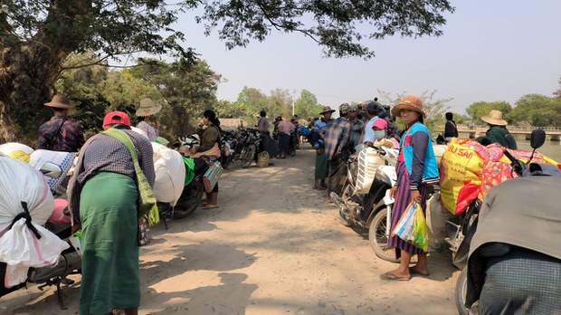 ခင်ဦးမှာ လက်နက်ကြီးကြောင့် ကလေးတစ်ဦးသေဆုံးပြီး ဒေသခံ ရှစ်ထောင်နီးပါး ထွက်ပြေး