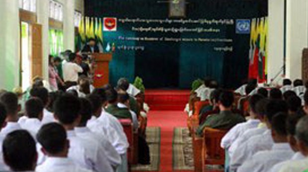 ကလေးစစ်သား တစ်ထောင်ကျော် စုဆောင်းခဲ့ကြောင်း ကုလပြောဆိုချက်ကို စစ်ကောင်စီ ငြင်းဆို ကလေးစစ်သား တစ်ထောင်ကျော် စုဆောင်းခဲ့ကြောင်း ကုလပြောဆိုချက်ကို စစ်ကောင်စီ ငြင်းဆို