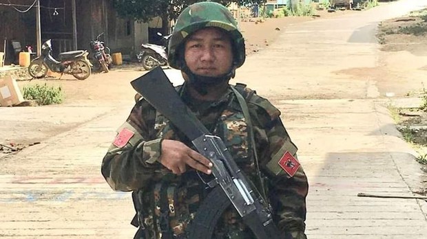 တွန်းဇံမြို့မှာ ကသည်းသူပုန်တွေနဲ့ CNA ချင်းတပ်တိုက်ပွဲဖြစ်ပြီး ဗိုလ်မှူးတစ်ဦး သေဆုံး တွန်းဇံမြို့မှာ ကသည်းသူပုန်တွေနဲ့ CNA ချင်းတပ်တိုက်ပွဲဖြစ်ပြီး ဗိုလ်မှူးတစ်ဦး သေဆုံး