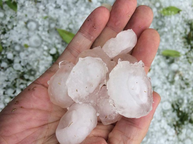 hail-620.jpg hail-620.jpg