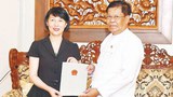 တရုတ်သံအမတ်နဲ့ ကောင်စစ်ဝန်ချုပ် မြန်မာပြည်ရောက်