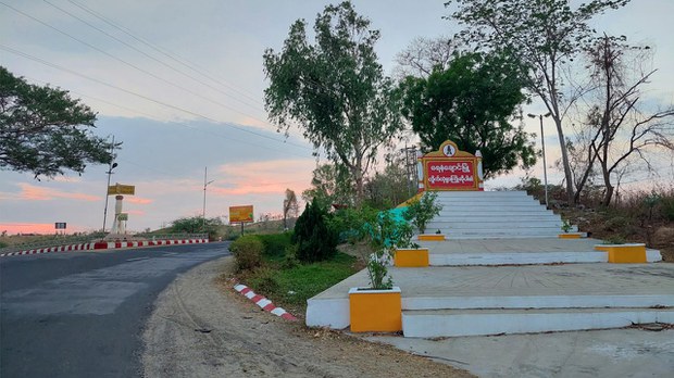 ရေနံချောင်းမှာ ဖမ်းဆီးခံထားရသူ ငါးဆယ်ခန့် မိသားစုနဲ့ တွေ့ခွင့်မရ