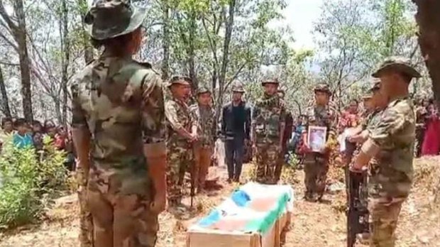 ချင်းအမျိုးသား အဖွဲ့ချုပ် (CNO) တည်ထောင်ချိန် နှစ်နှစ်အတွင်း တပ်ဖွဲ့ဝင် ၃၂ ဦး သေဆုံး ချင်းအမျိုးသား အဖွဲ့ချုပ် (CNO) တည်ထောင်ချိန် နှစ်နှစ်အတွင်း တပ်ဖွဲ့ဝင် ၃၂ ဦး သေဆုံး