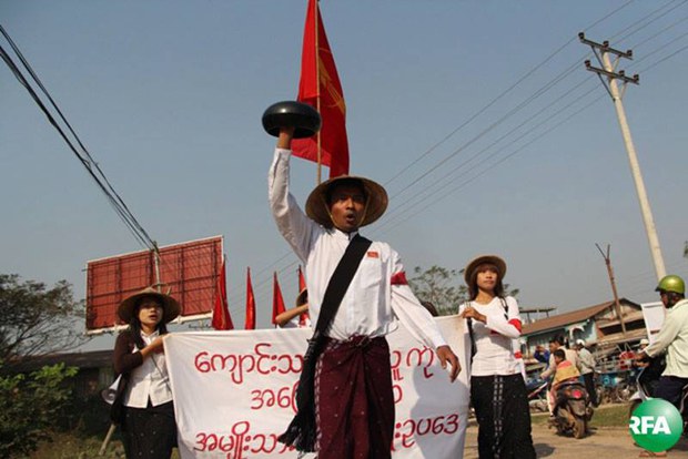 dawei-students-620.jpg dawei-students-620.jpg