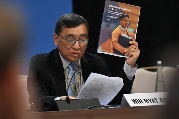 ရွေးကောက်ခံကိုယ်စားလှယ်တွေ ဖမ်းဆီးသတ်ဖြတ်ခံရမှု နိုင်ငံတကာပါလီမန်မှာ CRPH တင်ပြ ရွေးကောက်ခံကိုယ်စားလှယ်တွေ ဖမ်းဆီးသတ်ဖြတ်ခံရမှု နိုင်ငံတကာပါလီမန်မှာ CRPH တင်ပြ