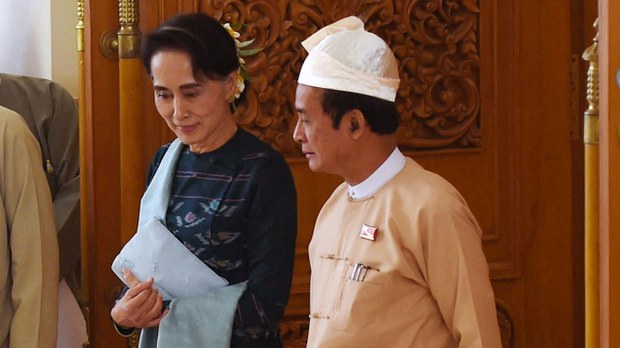 ဒေါ်အောင်ဆန်းစုကြည်နဲ့ သမ္မတ ဦးဝင်းမြင့်ကို အဂတိအမှု ငါးမှု ထပ်တိုး ဒေါ်အောင်ဆန်းစုကြည်နဲ့ သမ္မတ ဦးဝင်းမြင့်ကို အဂတိအမှု ငါးမှု ထပ်တိုး