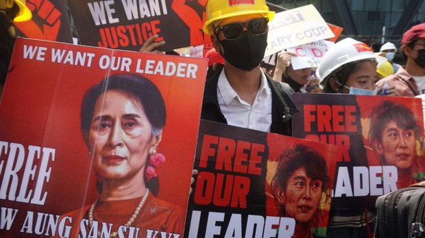ဒေါ်အောင်ဆန်းစုကြည်ရဲ့ ရှေ့နေတွေ ကန့်ကွက်ချက် ထပ်မံပယ်ချခံရ ဒေါ်အောင်ဆန်းစုကြည်ရဲ့ ရှေ့နေတွေ ကန့်ကွက်ချက် ထပ်မံပယ်ချခံရ