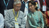 ဒေါ်အောင်ဆန်းစုကြည်နဲ့ ဦးထင်ကျော်ကို ဝရမ်းထုတ်မှု ပြန်သုံးသပ်ဖို့ NLD တိုက်တွန်း