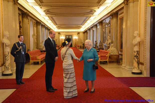 dassk-uk-queen-620.jpg dassk-uk-queen-620.jpg
