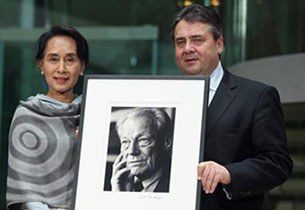 dassk-willy-brandt-305.jpg dassk-willy-brandt-305.jpg