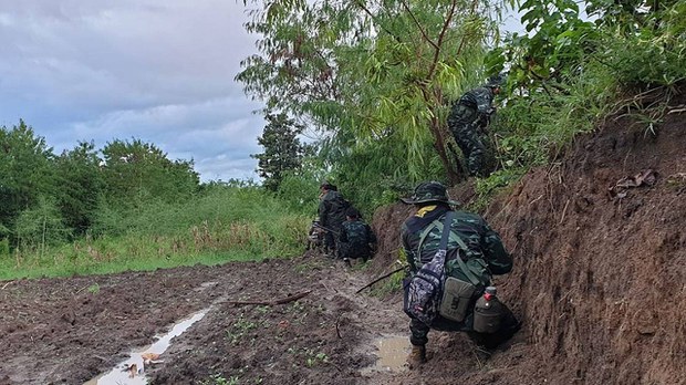 ဒီးမော့ဆိုမှာ စစ်ကောင်စီနဲ့ ကရင်နီလက်နက်ကိုင် ပူးပေါင်းအဖွဲ့ တိုက်ပွဲဖြစ် ဒီးမော့ဆိုမှာ စစ်ကောင်စီနဲ့ ကရင်နီလက်နက်ကိုင် ပူးပေါင်းအဖွဲ့ တိုက်ပွဲဖြစ်