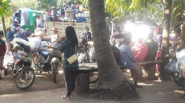 ဒီပဲယင်းမှာ စစ်ကြောင်းကြောင့် ဒေသခံ သုံးထောင်ကျော် တိမ်းရှောင်နေရ ဒီပဲယင်းမှာ စစ်ကြောင်းကြောင့် ဒေသခံ သုံးထောင်ကျော် တိမ်းရှောင်နေရ