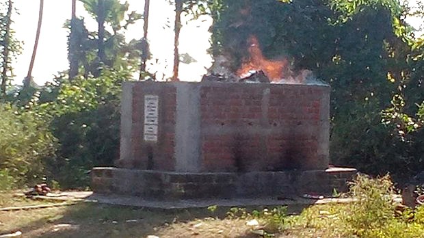 ဒီပဲယင်းမြို့နယ် မှန်သာရွာသား သုံးယောက် သေနတ်နဲ့ ပစ်သတ်ခံရ ဒီပဲယင်းမြို့နယ် မှန်သာရွာသား သုံးယောက် သေနတ်နဲ့ ပစ်သတ်ခံရ