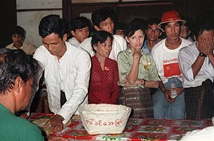 1990_elect_305px.jpg 1990_elect_305px.jpg