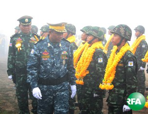 dkba-305.jpg dkba-305.jpg