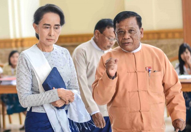 ဒေါက်တာ ဇော်မြင့်မောင် ထောင်ဒဏ်လေးနှစ် ချမှတ်ခံရ ဒေါက်တာ ဇော်မြင့်မောင် ထောင်ဒဏ်လေးနှစ် ချမှတ်ခံရ