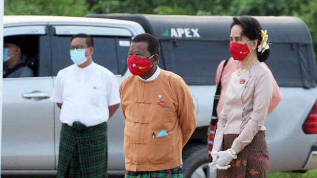 မန္တလေးတိုင်းဝန်ကြီးချုပ် ဒေါက်တာ ဇော်မြင့်မောင် အမှုနှစ်ခု ထပ်တိုးဖွင့်ခံရ မန္တလေးတိုင်းဝန်ကြီးချုပ် ဒေါက်တာ ဇော်မြင့်မောင် အမှုနှစ်ခု ထပ်တိုးဖွင့်ခံရ