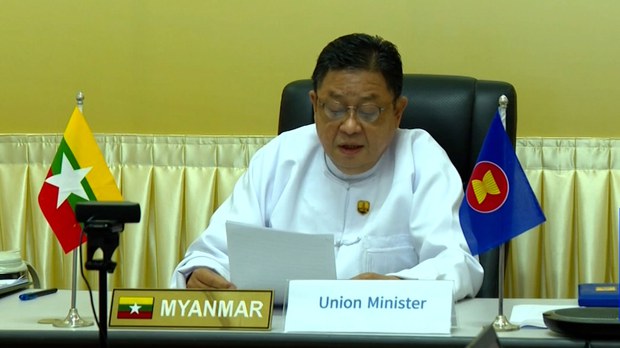 လောင်စာဆီကုမ္ပဏီတွေကနေ စစ်ကောင်စီစွမ်းအင်ဝန်ကြီးမိသားစု အကျိုးအမြတ်ရနေ လောင်စာဆီကုမ္ပဏီတွေကနေ စစ်ကောင်စီစွမ်းအင်ဝန်ကြီးမိသားစု အကျိုးအမြတ်ရနေ