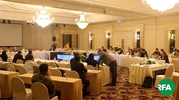 ethnic-12group-meeting-622.JPG ethnic-12group-meeting-622.JPG