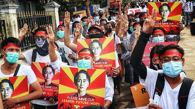 ဒေါ်အောင်ဆန်းစုကြည် အပါအဝင် ဖမ်းဆီးထားသူတွေကိုပြန်လွှတ်ဖို့ ဥရောပသမဂ္ဂ တောင်းဆို ဒေါ်အောင်ဆန်းစုကြည် အပါအဝင် ဖမ်းဆီးထားသူတွေကိုပြန်လွှတ်ဖို့ ဥရောပသမဂ္ဂ တောင်းဆို