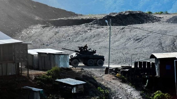 tank-falam.jpg tank-falam.jpg