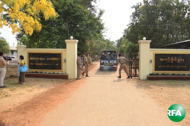 tharyarwaddy-jail-gate-620.jpg tharyarwaddy-jail-gate-620.jpg