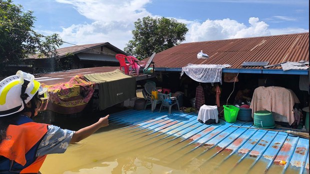 မြို့ ၁၅ မြို့မှာ စိုးရိမ်ရေမှတ်ကျော်နေပြီး နောက်သုံးမြို့မှာလည်း ရေကြီးမှုတွေ ဆက်ဖြစ်နိုင် မြို့ ၁၅ မြို့မှာ စိုးရိမ်ရေမှတ်ကျော်နေပြီး နောက်သုံးမြို့မှာလည်း ရေကြီးမှုတွေ ဆက်ဖြစ်နိုင်