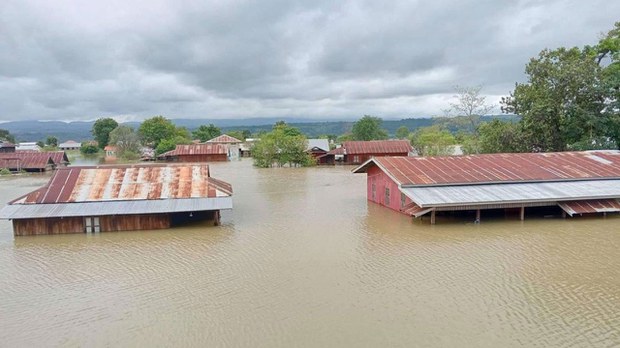 ပုံးအင်းဒေသမှာ ရေကြီးရေလျှံမှု လနဲ့ချီ ကြာမြင့်နေပြီး အကူအညီတွေ လိုအပ်နေ ပုံးအင်းဒေသမှာ ရေကြီးရေလျှံမှု လနဲ့ချီ ကြာမြင့်နေပြီး အကူအညီတွေ လိုအပ်နေ