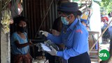 mask-giving-for-poor-people-622.jpg