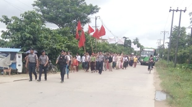 fuyung-workers-protest-622.jpg fuyung-workers-protest-622.jpg
