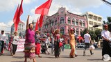 fuyung-workers-protest-622.jpg