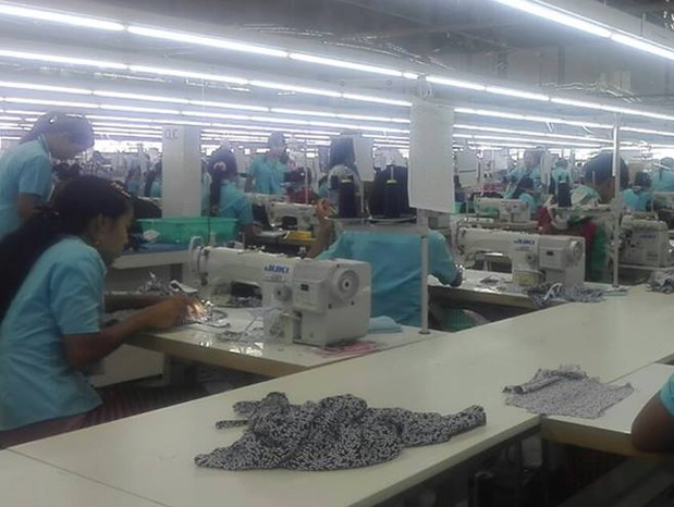garment-620.jpg garment-620.jpg