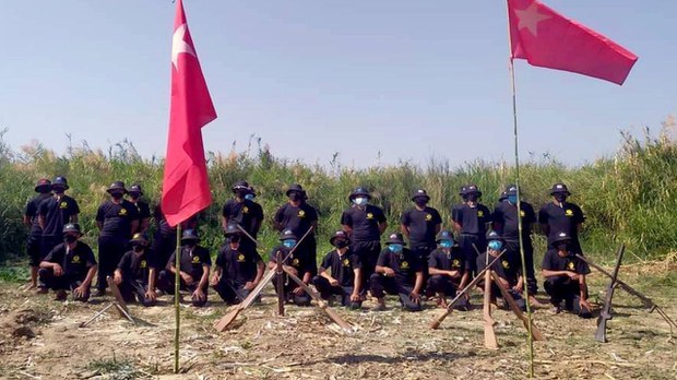 မုံရွာ ပြည်သူ့ကာကွယ်ရေးတပ်ဖွဲ့စခန်းတစ်ခု စီးနင်းခံရ၊ သုံးဦး သေဆုံး