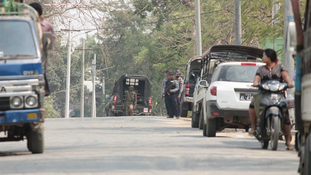 ကန့်ဘလူနဲ့ မြင်းခြံမှာ စစ်ကောင်စီနဲ့ ဆက်စပ်သူ ခြောက်ဦး သတ်ဖြတ်ခံရ ကန့်ဘလူနဲ့ မြင်းခြံမှာ စစ်ကောင်စီနဲ့ ဆက်စပ်သူ ခြောက်ဦး သတ်ဖြတ်ခံရ