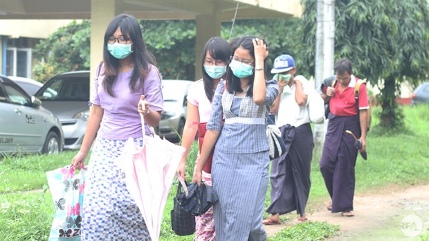 h1n1-mask-622.jpg