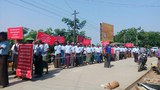 workers-protest-sagaing-620.jpg