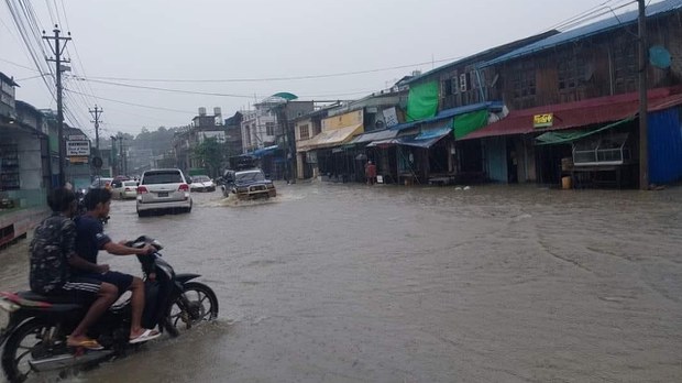 ဖားကန့် ရေကြီးမှုမှာ လူသေဆုံးတဲ့အထိရှိလာ ဖားကန့် ရေကြီးမှုမှာ လူသေဆုံးတဲ့အထိရှိလာ