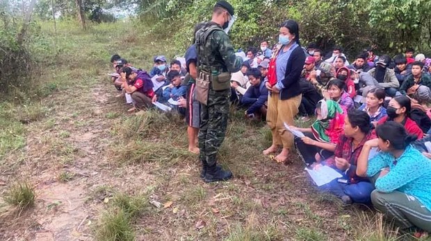 တရားမဝင် မြန်မာတွေ တင်ဆောင်လာတဲ့ကားများ ထိုင်းမှာ ယဉ်တိုက်မှုမကြာခဏဖြစ် တရားမဝင် မြန်မာတွေ တင်ဆောင်လာတဲ့ကားများ ထိုင်းမှာ ယဉ်တိုက်မှုမကြာခဏဖြစ်