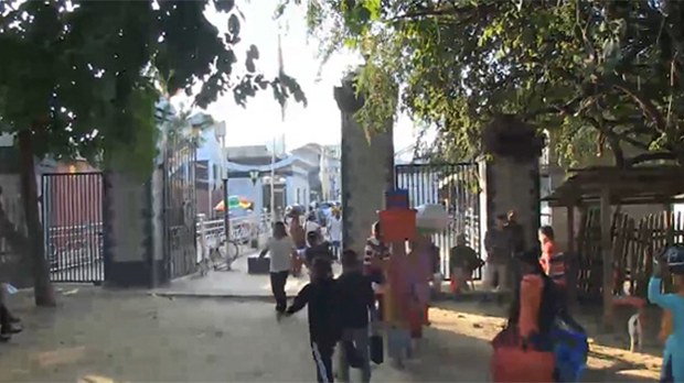 india-border-gate-622.jpg