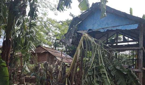 ကျောက်တံခါးမှာ လက်နက်ကြီးကြောင့် ကလေးတစ်ဦးအပါအဝင် အမျိုးသမီးလေးဦး ဒဏ်ရာရ ကျောက်တံခါးမှာ လက်နက်ကြီးကြောင့် ကလေးတစ်ဦးအပါအဝင် အမျိုးသမီးလေးဦး ဒဏ်ရာရ
