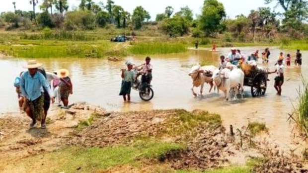 kani-refugees.jpg kani-refugees.jpg