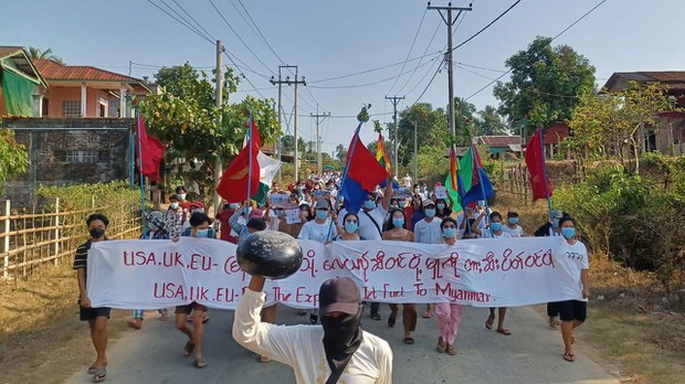မြန်မာကို လေယာဉ်ဆီ ပိတ်ဆို့ရေးမူချမှတ်ဖို့ အမေရိကန်ကို အရပ်ဘက်အဖွဲ့နှစ်ခု တိုက်တွန်း မြန်မာကို လေယာဉ်ဆီ ပိတ်ဆို့ရေးမူချမှတ်ဖို့ အမေရိကန်ကို အရပ်ဘက်အဖွဲ့နှစ်ခု တိုက်တွန်း