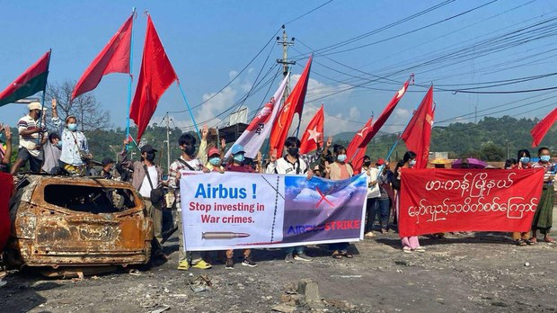 စစ်ရာဇဝတ်မှုတွေမှာရင်းနှီးမြှုပ်နှံမှု အဆုံးသတ်ဖို့ Airbus ကို အဖွဲ့ ၃၀၀ ကျော်တောင်းဆို