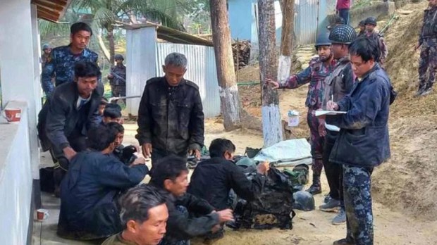 ဘင်္ဂလားဒေ့ရှ်ဘက် ထွက်ပြေးတဲ့ စစ်ကောင်စီတပ်ဖွဲ့ဝင်တွေကို မနက်ဖြန် ပြန်ပို့မည် ဘင်္ဂလားဒေ့ရှ်ဘက် ထွက်ပြေးတဲ့ စစ်ကောင်စီတပ်ဖွဲ့ဝင်တွေကို မနက်ဖြန် ပြန်ပို့မည်